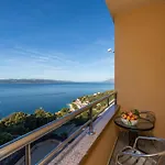 Apartment With Parking Space Krvavica, Makarska - 23540 *