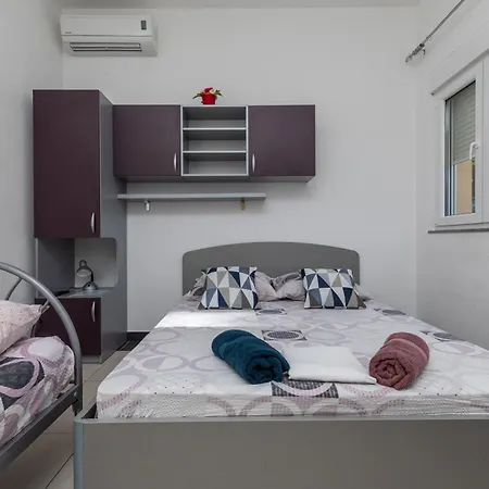 With Parking Space Krvavica, Makarska - 23540 Apartman Baska Voda