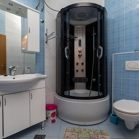Apartman With Parking Space Krvavica, Makarska - 23540 Baska Voda